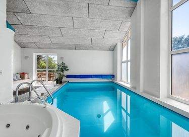 Groepsverblijf met binnenzwembad en sauna - 2