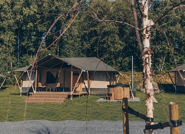 Glamping-hytte med privat spabad - 3