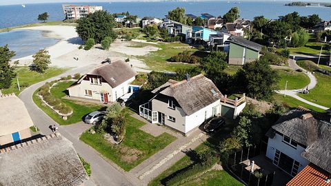 Holiday home with garden and terrace - 2