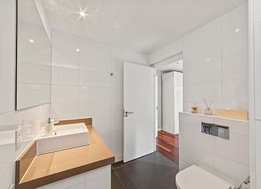 Tropische villa met grote tuin en zwembad - 24