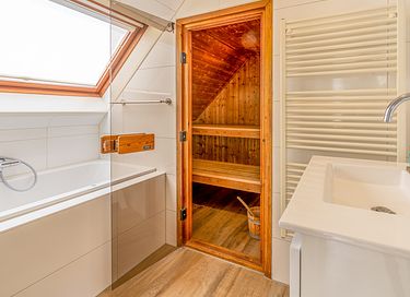 Hospitable holiday home near forest and sea - 3