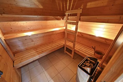Chalet in het bos met sauna - 3