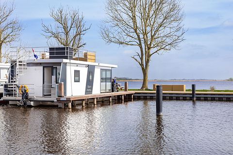 Vakantie woonboot aan het Sneekermeer - 4
