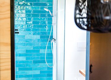 Lodge aan het water met eigen steiger - 16
