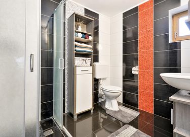 Villa met zwembad, sauna en jacuzzi aan water - 24