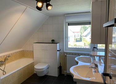 Logement de vacances avec sauna infrarouge au bord de l'eau - 12