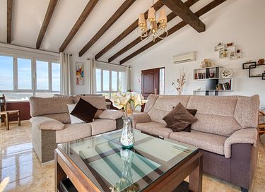 Ruim huis met panoramisch uitzicht en zwembad - 15