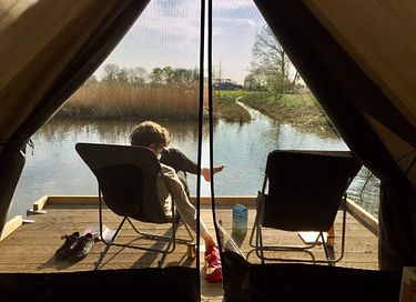 Slapen op een vlot op de Loosdrechtse plassen - 10