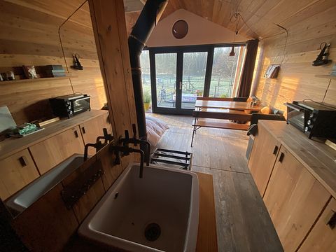 Maison enveloppante de bien-être avec sauna et bain à remous - 5