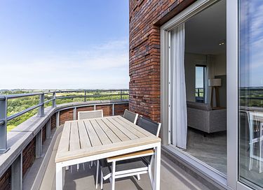 Overnight stay with stunning views - 28