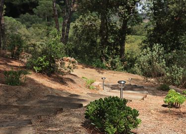 Natuurcabin aan kust Barcelona met zeezicht - 50