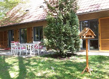 Spacieux logement de vacances avec jardin à l'orée de la forêt