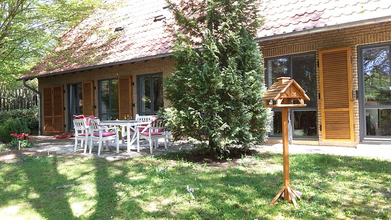 Spacious holiday home with a garden on the edge of the forest - 1