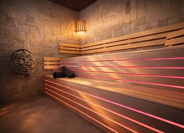 Wellness Lodge mit Sauna, Jacuzzi und Hammam - 4