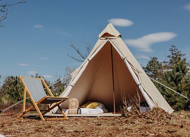 Festival-achtige sfeer op een pop-up camping - 14