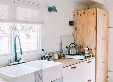 Uniek privé-eiland met tiny house & salonboot - 13