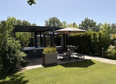 Luxury lodge with jacuzzi & sauna (2 persons) - 12