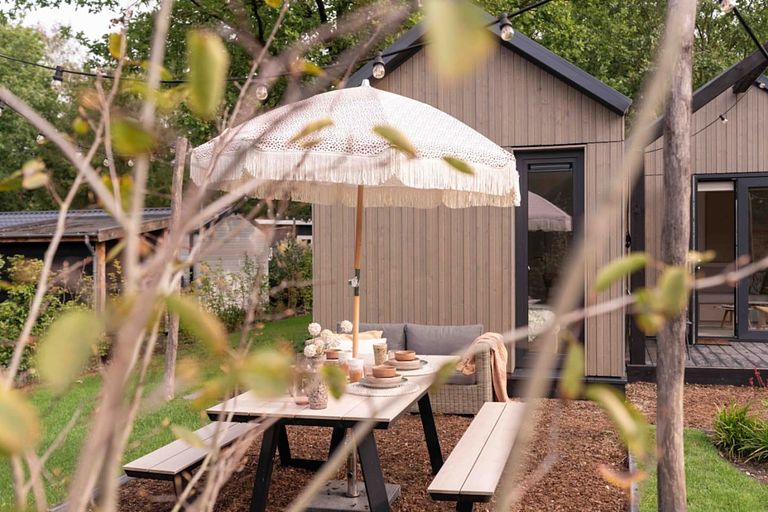 Chalet design de luxe avec véranda ensoleillée - 1