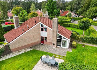 Moderner Bungalow mit gemütlichem Außenkamin - 41
