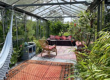 Overnachten in een orangerie met hottub