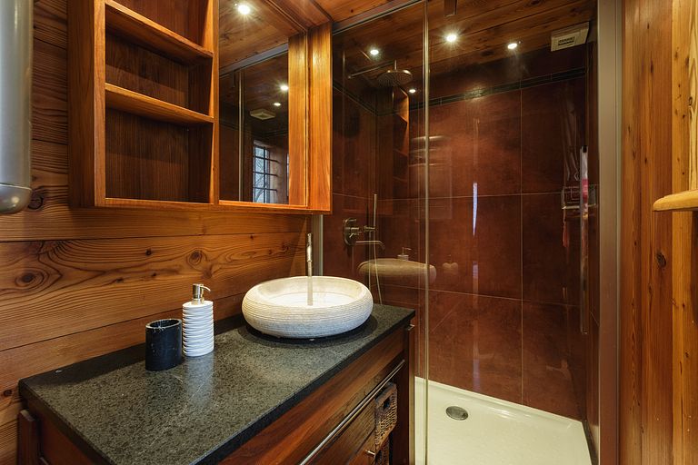 Luxe en licht vakantiehuis in de bergen (8p) - 1