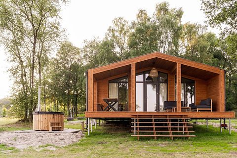 Holiday home with private hot tub and views - 2