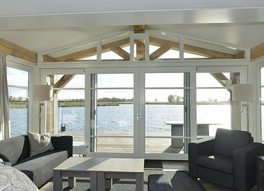 4-person villa by the water in Overijssel - 2