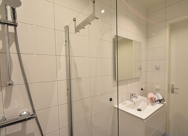 Moderne villa (4p) aan het water  - 26