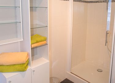 Modern appartement met bergzicht en balkon - 6