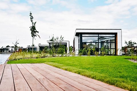 Freistehende Villa am Wasser 4p - 4