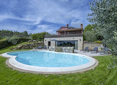 Grote villa met prachtig uitzicht - 2