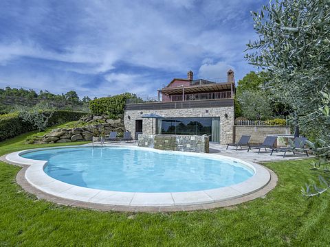 Grote villa met prachtig uitzicht - 2