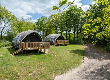 Luxuriöses Glamping-Zelt (4 Personen) am See  - 1