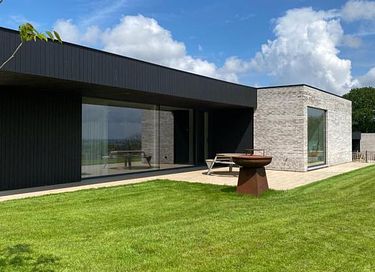 Geräumige Villa mit Panoramablick