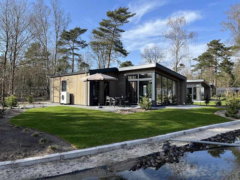 Maison de vacances moderne près d'un parc naturel - 1