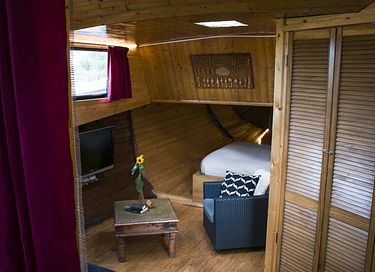 Unieke woonboot met prachtige ligging - 11