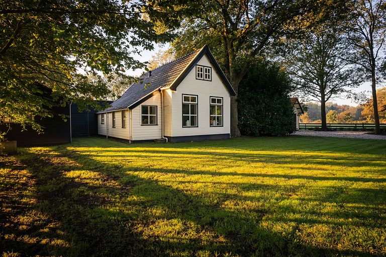 Maison la forêt idyllique dans le sud-est de la Frise - 1