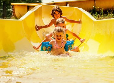 Ruime lodge op een leuk park aan het water - 16
