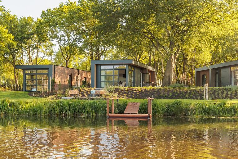 Lodge mit Sauna direkt am Wasser - 1