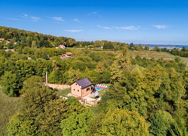 Quiet holiday home with pool - 19