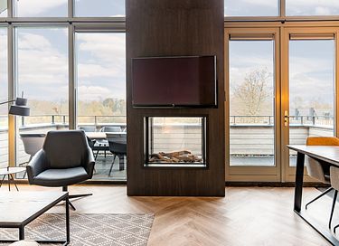Luxury water villa with its own jetty in Limburg - 6