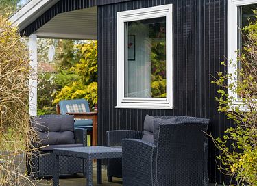 Vakantiehuis omringd door groen met tuin - 6