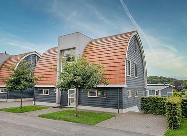 Luxuriöser 10-Personen-Bungalow mit Sauna - 2