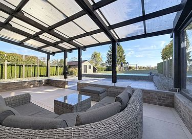 Rummelig feriebolig med privat swimmingpool - 18