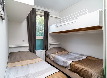 4-person chalet with private jetty - 9