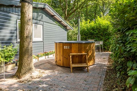 Design boshuisje met privé hottub - 2