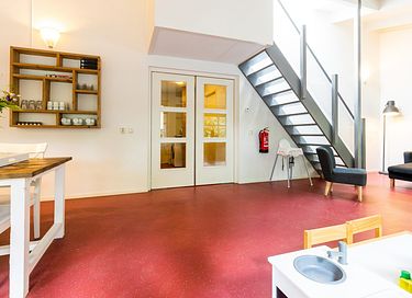Spacious group accommodation with hot tub - 5