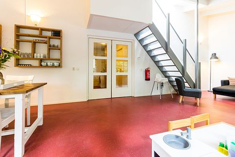 Spacious group accommodation with hot tub - 5
