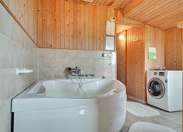 Vakantiehuis aan het water op een mooie plek - 24