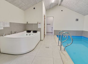 Casa con piscina e sauna - 2